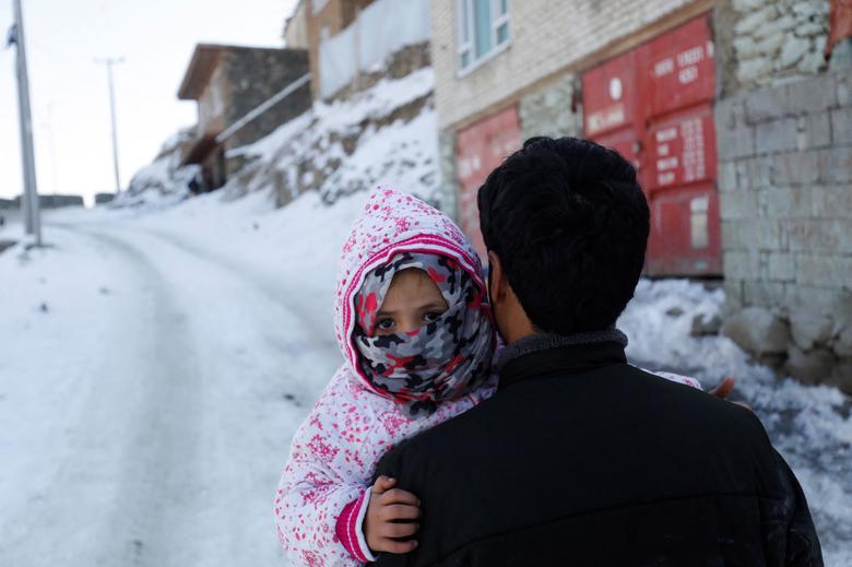 حدیث الصور ؛ الشتاء القاتل و البرد القارس فی افغانستان