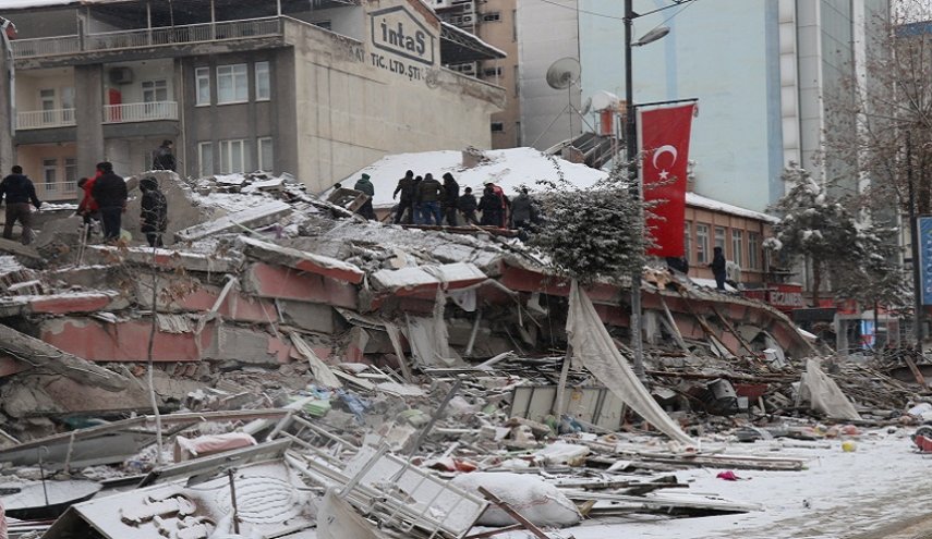 إدارة الكوارث في تركيا تصف الزلزال الأخير بالأكثر تدميرا منذ عام1939