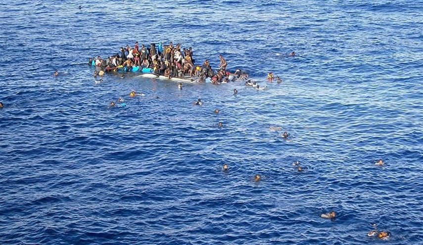 كارثة علی سواحل ايطاليا تنتهي بوفاة عشرات المهاجرين