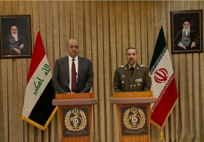 وزیر الدفاع : ایران مستعدة لنقل تجاربها الى العراق