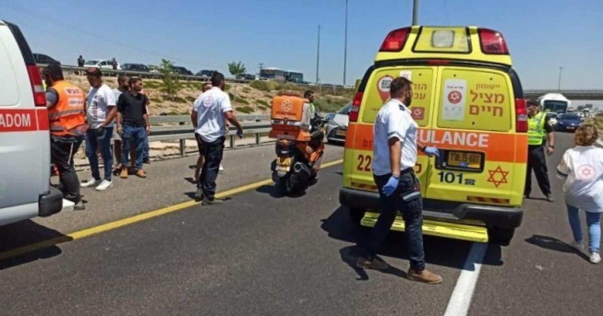 إصابة عامل بجروح خطيرة إثر سقوطه من علو في القدس | وكالة شمس نيوز الإخبارية