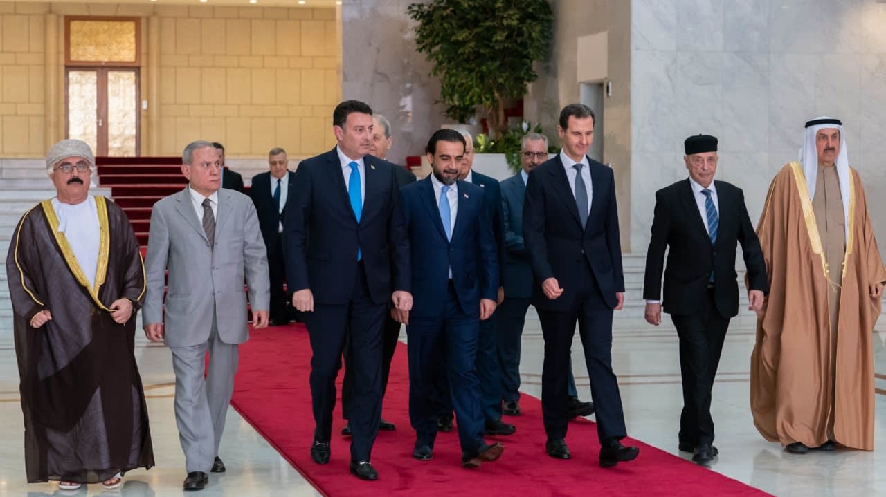 خبیر سوری یستعرض دلالات تبادل الزيارات بين مسؤولي الدول العربية وسوريا