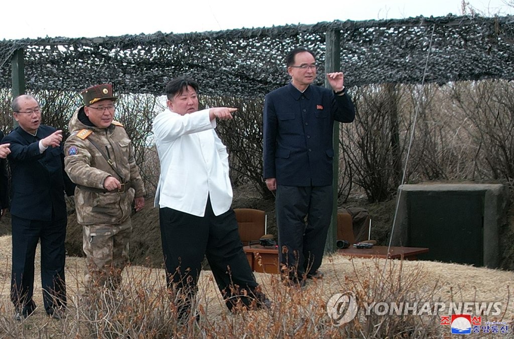 كوريا الشمالية تقول إنها أجرت اختبارا جديدا لأسلحة نووية تحت الماء وتدريبات استراتيجية على إطلاق صواريخ كروز