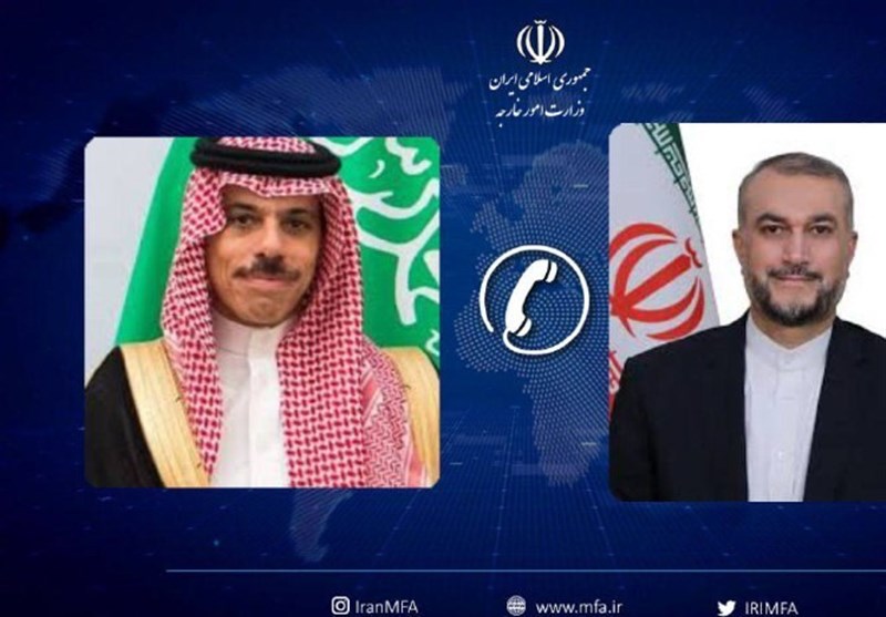 محادثة هاتفیة بین وزیری الخارجیة الایرانی والسعودی / التاکید على عقد لقاء ثنائی