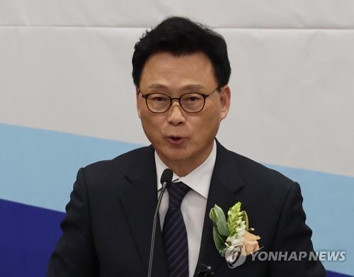 انتخاب النائب بارك كوانغ-أون زعيما جديدا للكتلة البرلمانية لحزب المعارضة الرئيسي