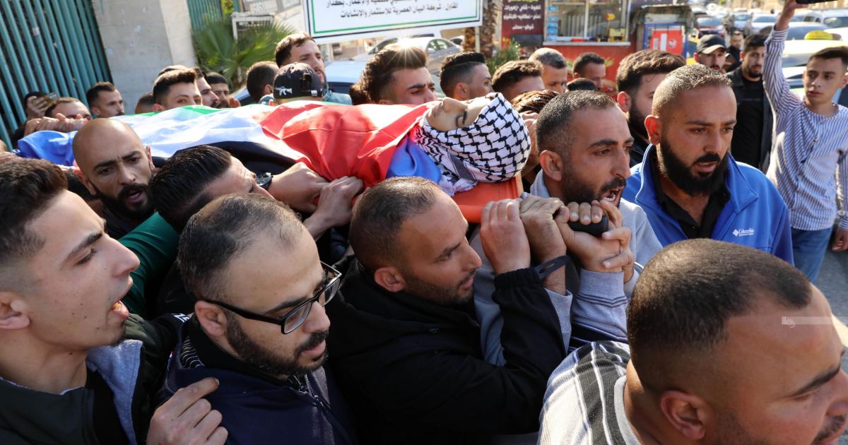 جماهير بيت لحم تشيع جثمان الشهيد مصطفى صباح | وكالة شمس نيوز الإخبارية