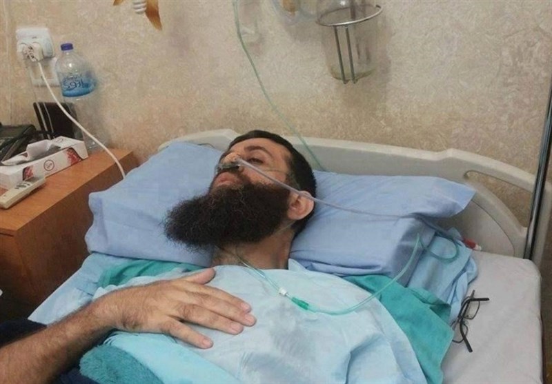 74 یوماً على إضراب الشیخ خضر عدنان..تحذیرات من استشهاده وعائلته تتهم الصلیب بالتقصیر