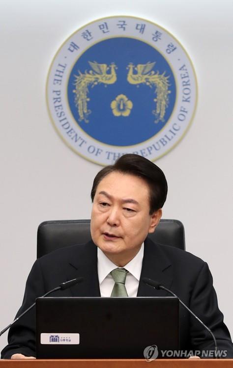 استبيان: نسبة تأييد الرئيس "يون" ترتفع إلى 33%