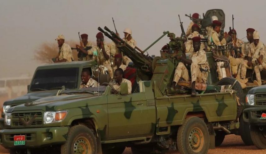 دفاع السودان تدعو كل القادرين على حمل السلاح للتوجه للقيادة العسكرية لتسليحهم