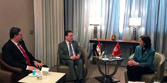 وزير الأشغال العامة يبحث مع نظيريه التونسي والجزائري تطوير التعاون في قطاع الإسكان
