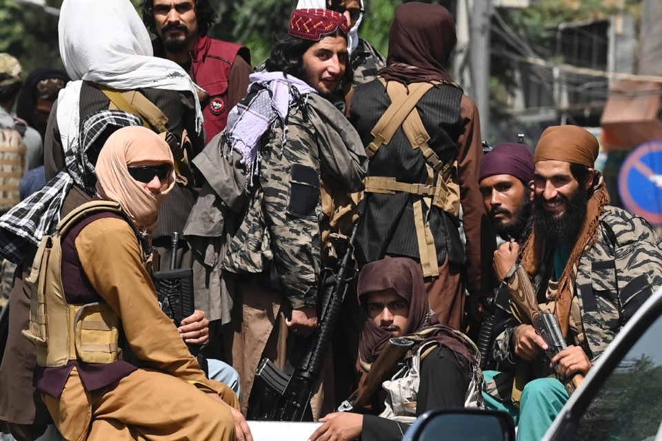 طالبان؛ سياسة العرقية البشتونية والارتباط بالمجموعات الارهابية وتجارة المخدرات