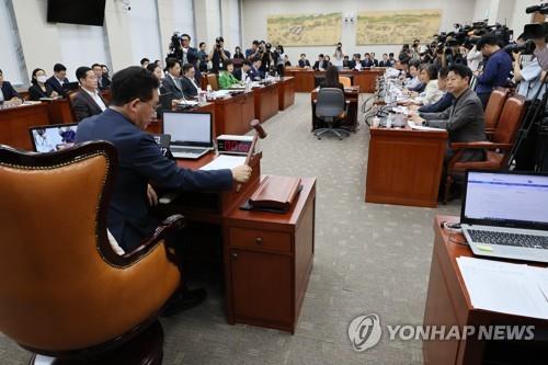 لجنة برلمانية تجيز مشروع قانون منع "جونغ سون-سين" لمساعدة ضحايا العنف المدرسي