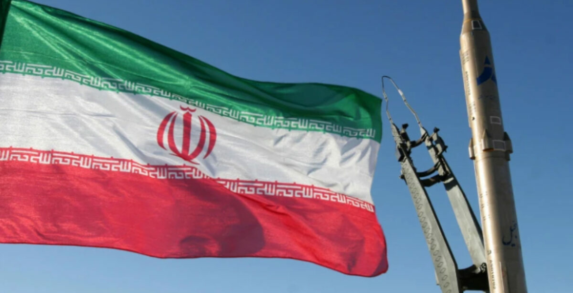 موقع Axios الأمريكى یكشف عن عقد محادثات غير مباشرة بين إيران وأمريكا في عُمان