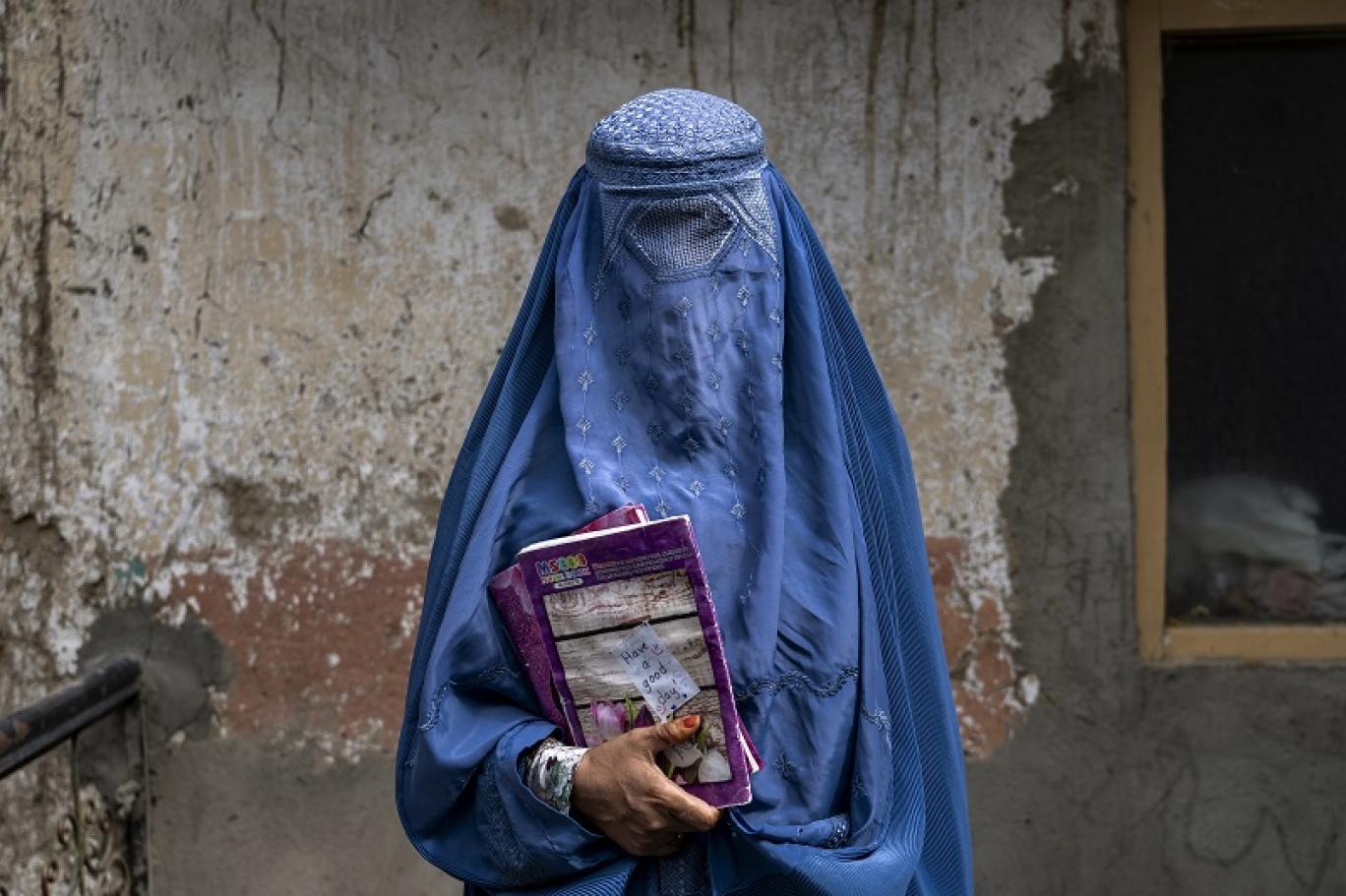 نظام التعليم الطالباني؛ يأس وقلق التلامذة من مستقبل غامض للتعليم في أفغانستان