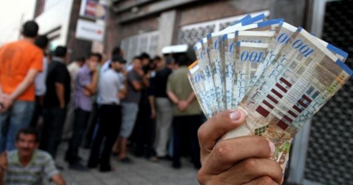 هل ستصرف المالية في رام الله 3 رواتب للموظفين؟ | وكالة شمس نيوز الإخبارية