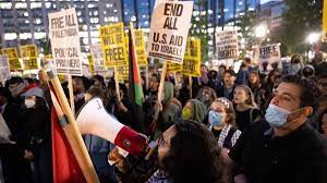 يهود أمريكيون يتظاهرون لوقف "الإبادة الجماعية" في غزة