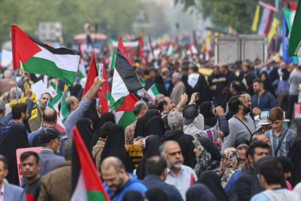 بدء مسيرات جماهيرية حاشدة للشعب الايراني دعما للفلسطينيين