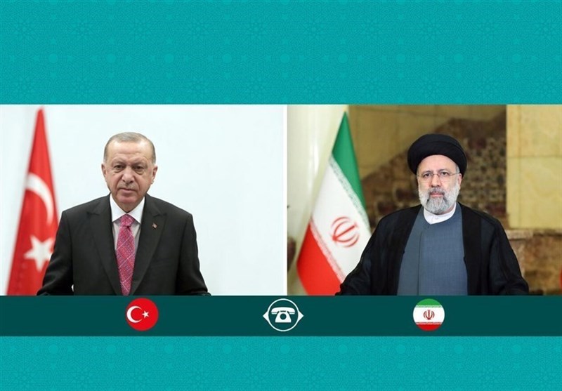 رئیسی فی اتصال هاتفی مع أردوغان: التدخل الأمریکی فی مستقبل غزة محکوم علیه بالفشل