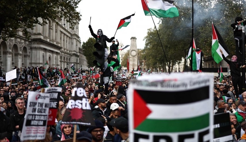اضراب القدس ينزع فتيل الاحتجاجات حول العالم.. وحصة بريطانيا الاكبر