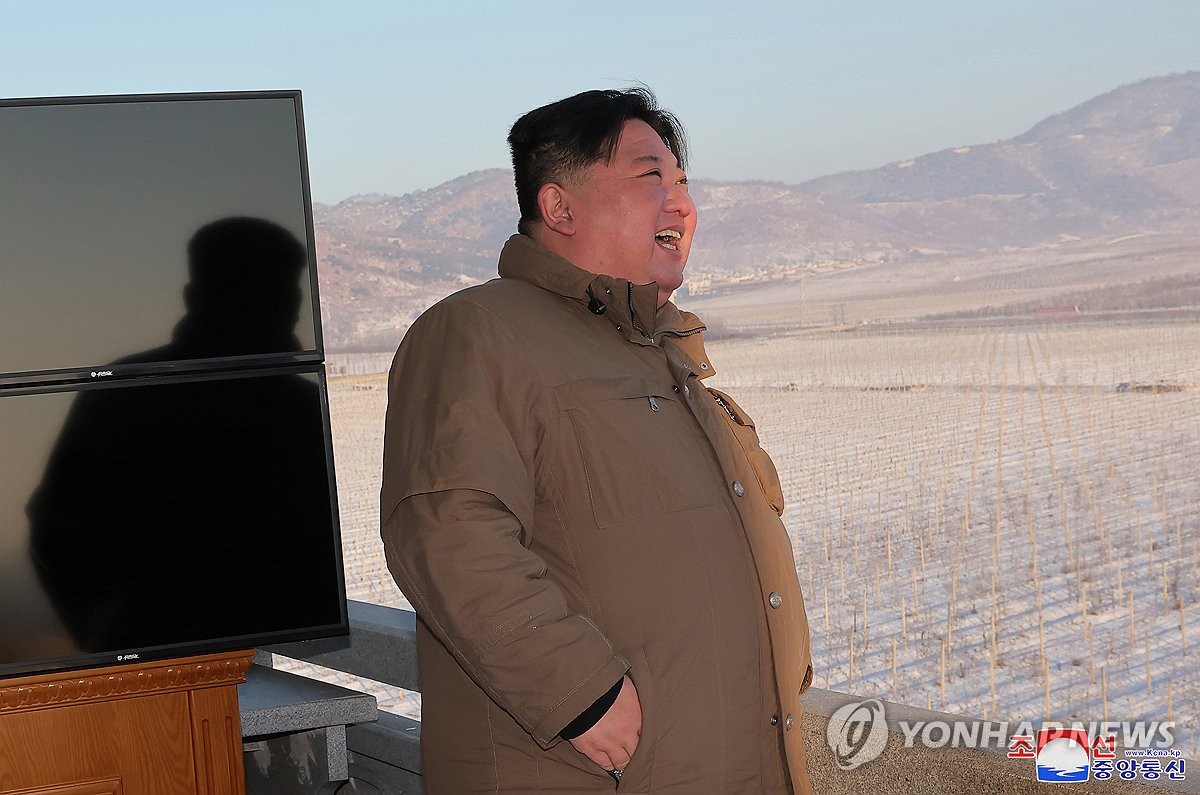 الزعيم الكوري الشمالي: لن نتردد في الهجوم النووي في حال حدوث استفزازات نووية من العدو