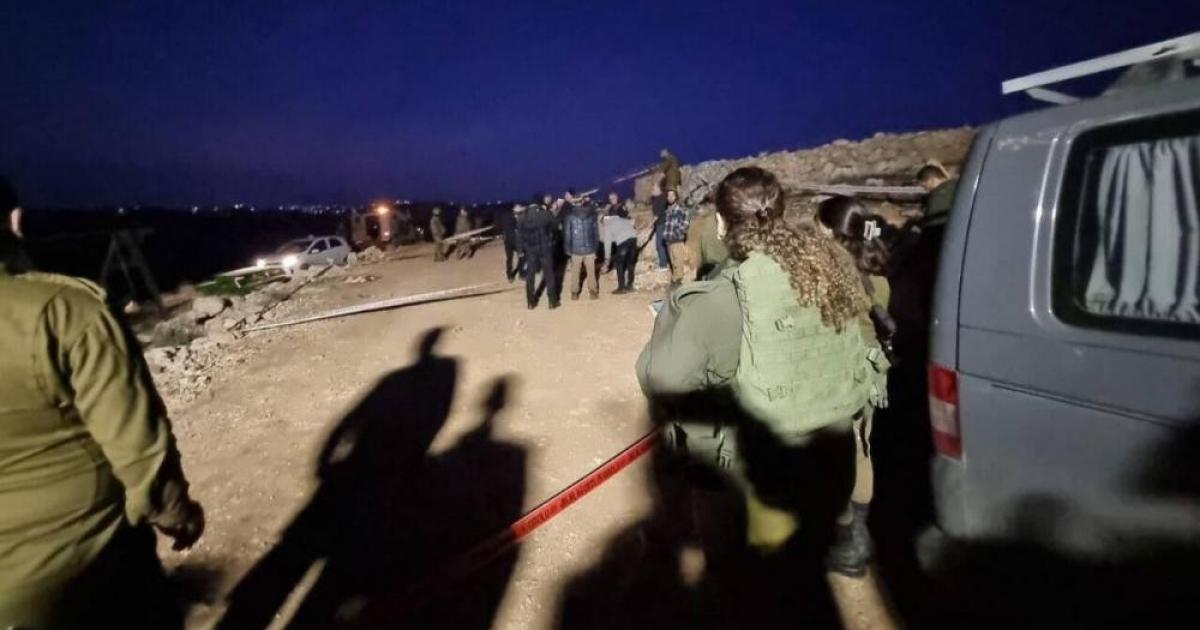 استشهاد 3 مقاومين وإصابة جندي "إسرائيلي" بعملية إطلاق نار في الخليل | وكالة شمس نيوز الإخبارية - Shms News |