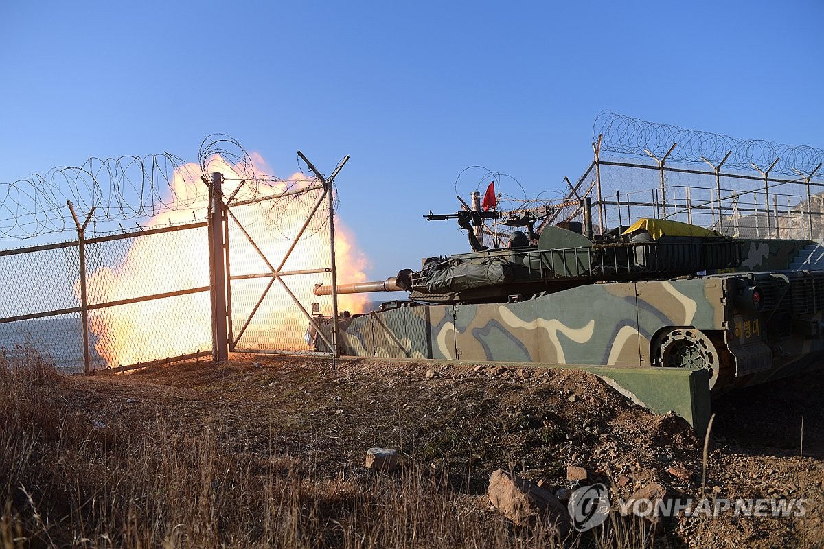 (جديد 2) الجيش الكوري الجنوبي: كوريا الشمالية تطلق قذائف مدفعية من الساحل الغربي لليوم الثاني