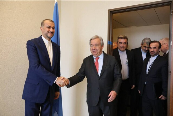 عبد اللهيان يجري محادثات مع الأمين العام للأمم المتحدة