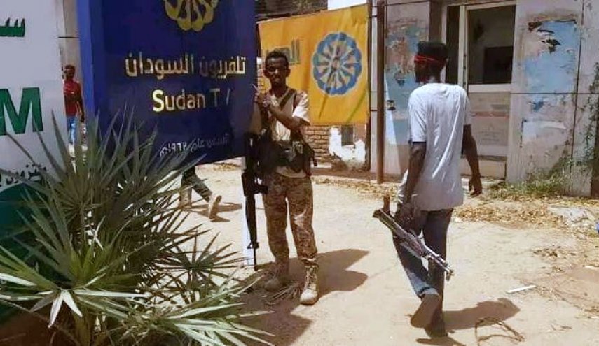السودان.. الجيش يعلن السيطرة على مقر