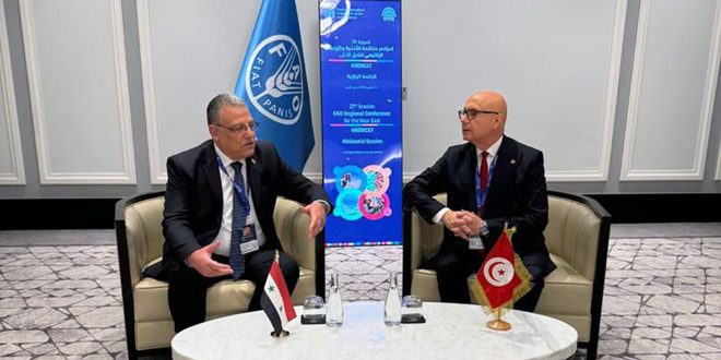 الوزير قطنا يلتقي نظيره التونسي ومدير الفاو على هامش مؤتمر الأغذية والزراعة الإقليمي في عمان