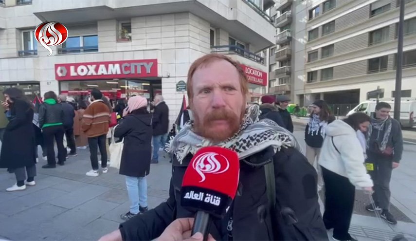 اليهود في باريس يتظاهرون ضد المجازر الاسرائيلية في غزة