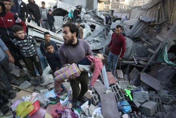 تطورات العدوان على غزة.. تراجع الآمال بشأن التوصل الى هدنة