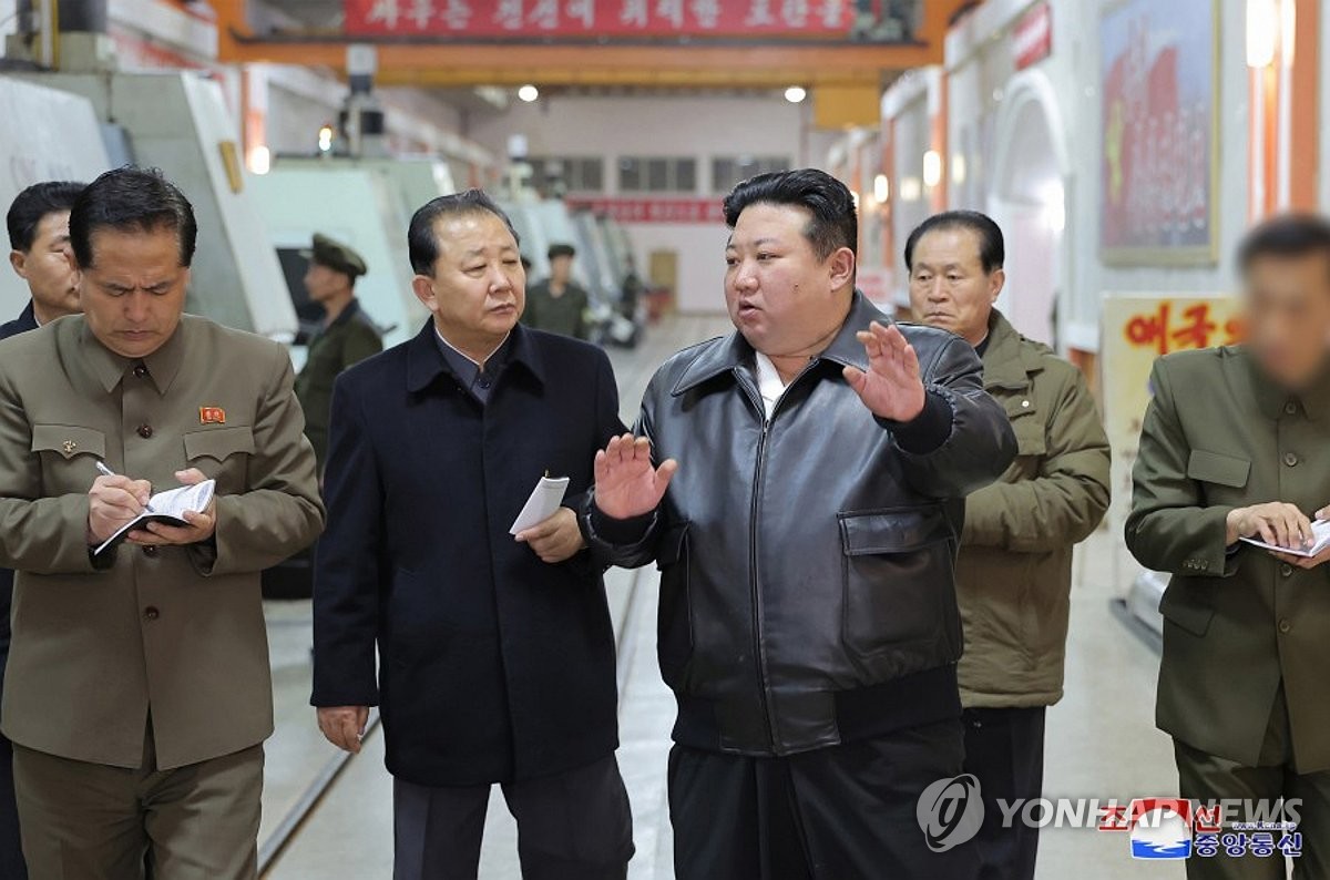 زيادة الأنشطة العامة للزعيم الكوري الشمالي والمسؤولين الرئيسيين بنسبة 50%
