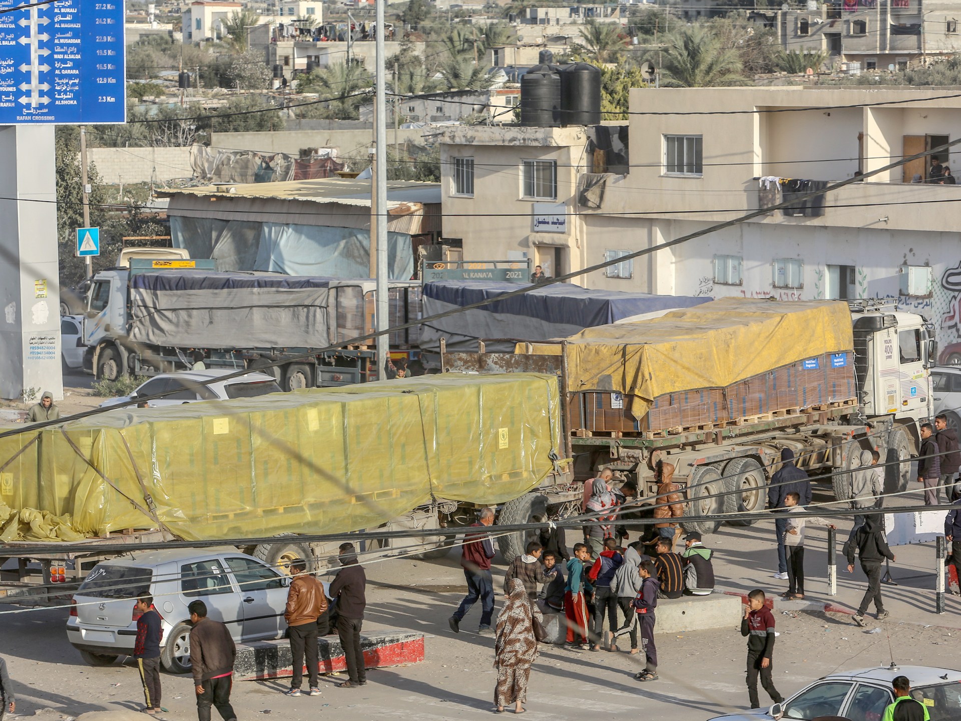 إغلاق معبر كرم أبو سالم أمام قوافل المساعدات بعد الهجوم: الجيش الإسرائيلي |  أخبار الحرب الإسرائيلية على غزة