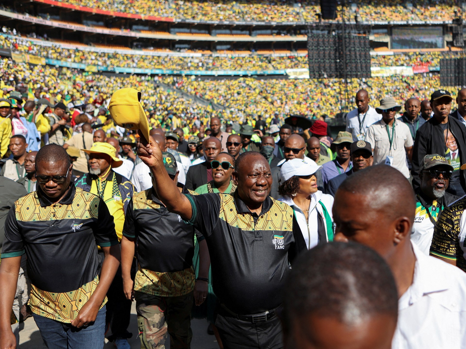 عشرات الآلاف يهتفون في مسيرة حزب المؤتمر الوطني الأفريقي قبل انتخابات جنوب أفريقيا |  أخبار الانتخابات