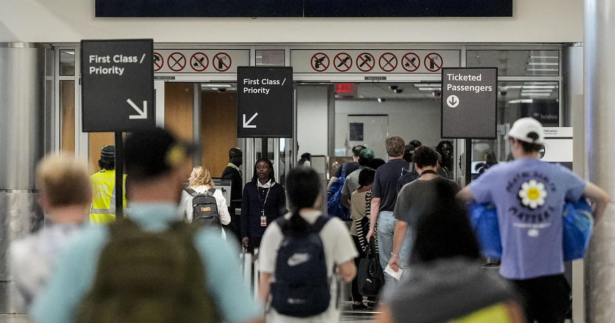 TSA تسجل رقمًا قياسيًا جديدًا لعدد المسافرين الذين تم فحصهم في يوم واحد