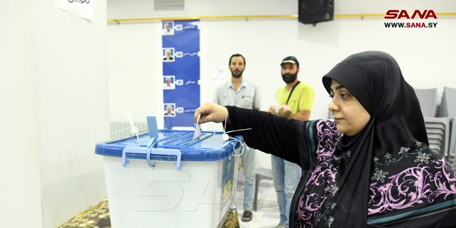 الإيرانيون المقيمون في سورية يشاركون بالانتخابات الرئاسية الإيرانية – S A N A