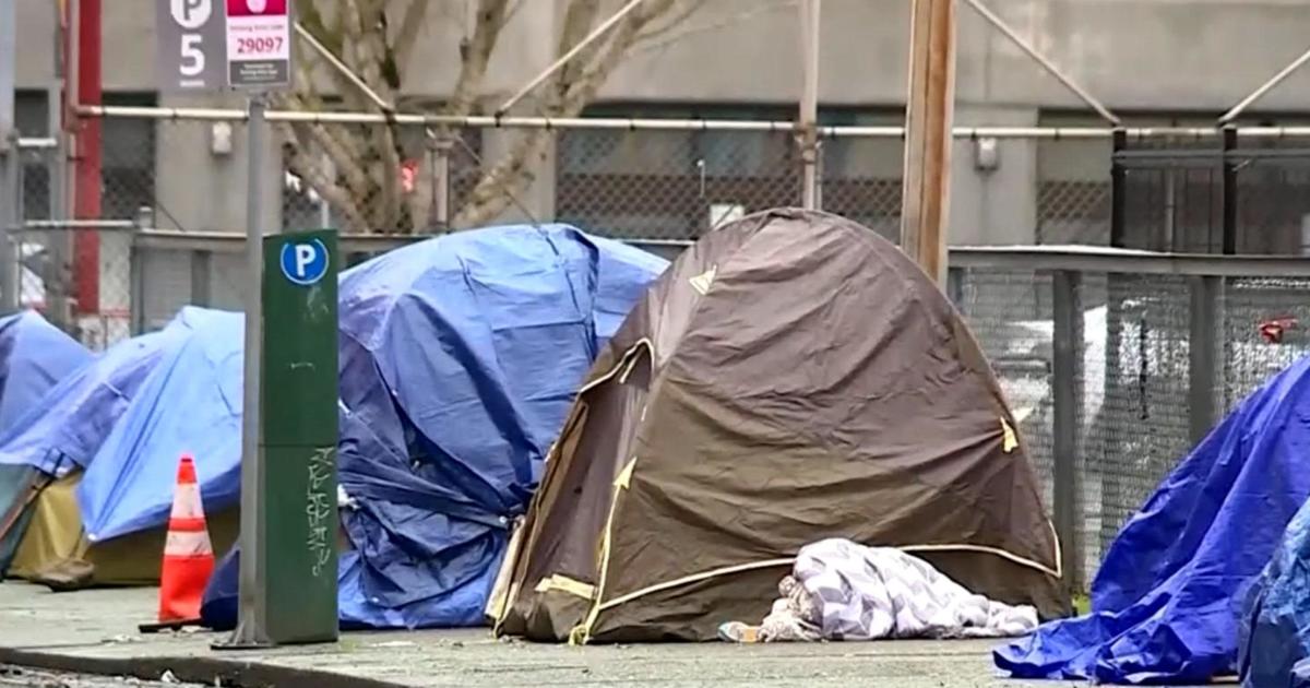 قرار المحكمة العليا بشأن مخيمات المشردين يحظى بردود فعل متباينة في كاليفورنيا
