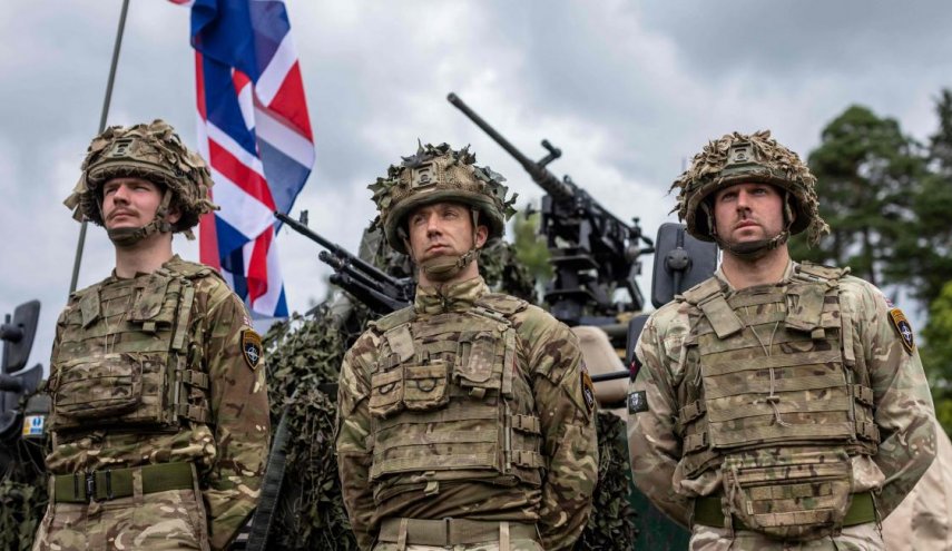 لسبب خطير.. جنود بريطانيون يرفعون دعوى قضائية ضد وزارة دفاع بلادهم