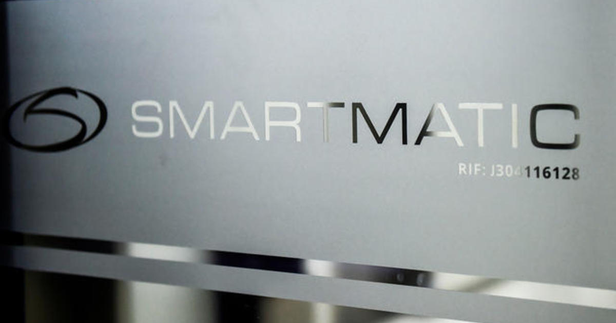 توصلت شركتا تكنولوجيا التصويت Smartmatic وNewsmax إلى تسوية في قضية التشهير في انتخابات 2020