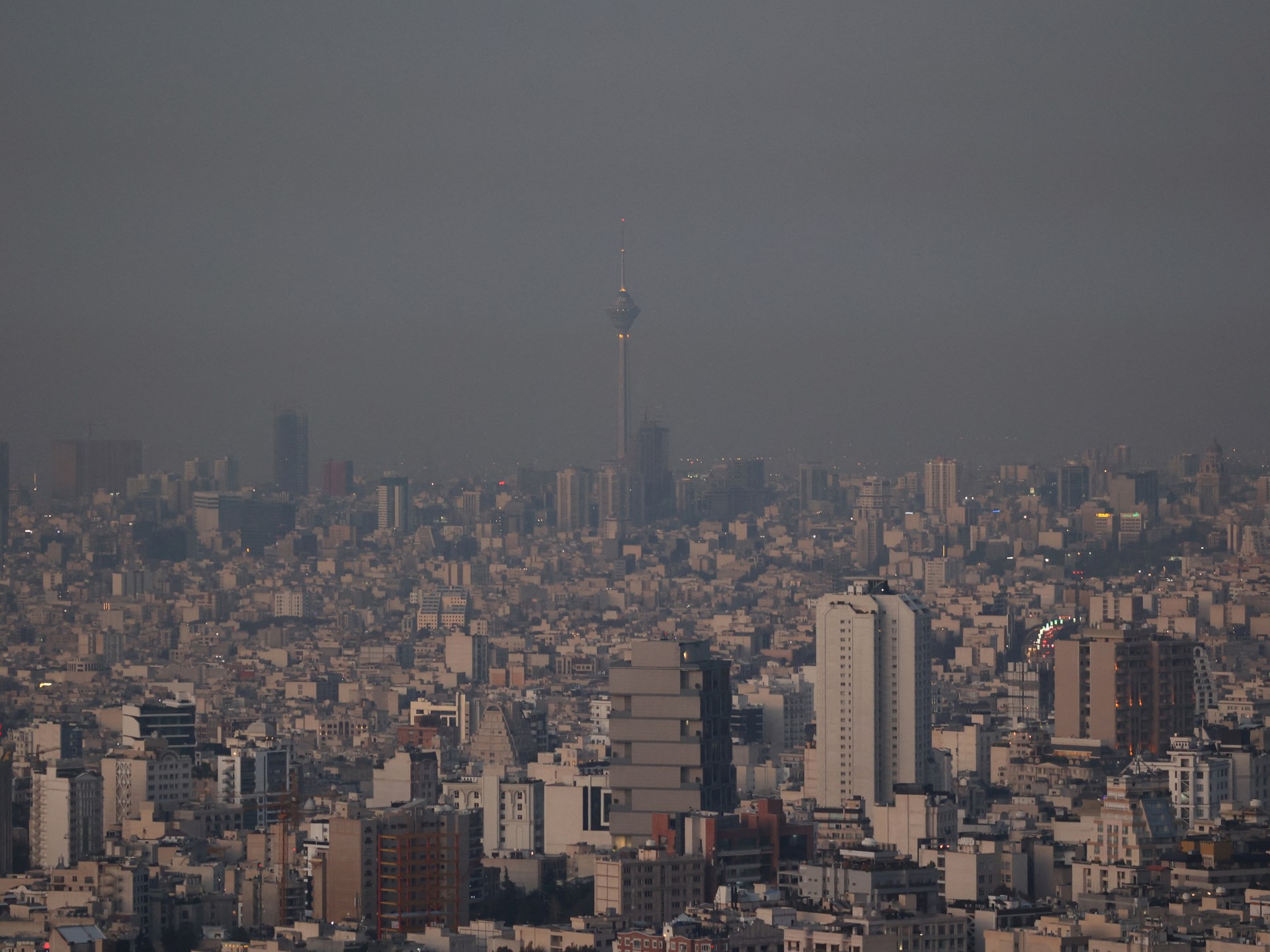 إيران تقول إن الضربات الإسرائيلية على القواعد العسكرية تسببت في "أضرار محدودة" | أخبار