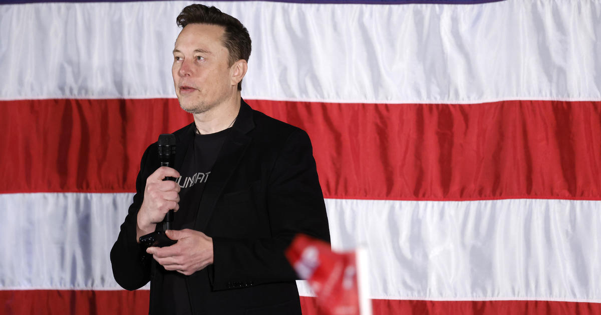 يعرض Elon Musk مليون دولار يوميًا للتوقيع على عريضة PAC الخاصة به. هل هذا قانوني؟