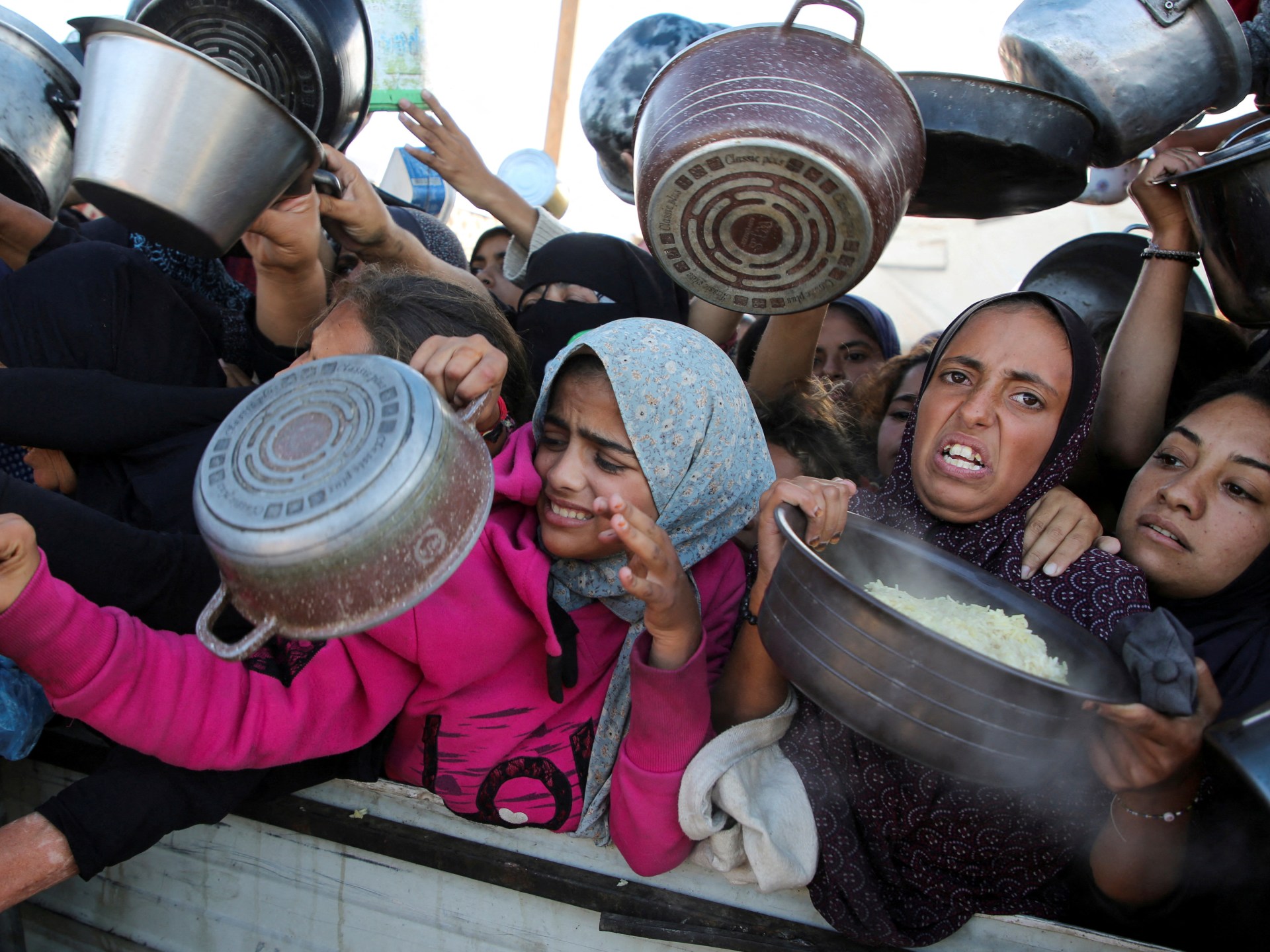 أنا أتضور جوعا في غزة ولا أعتقد أن العالم لا يستطيع أن يفعل شيئا | الصراع الإسرائيلي الفلسطيني