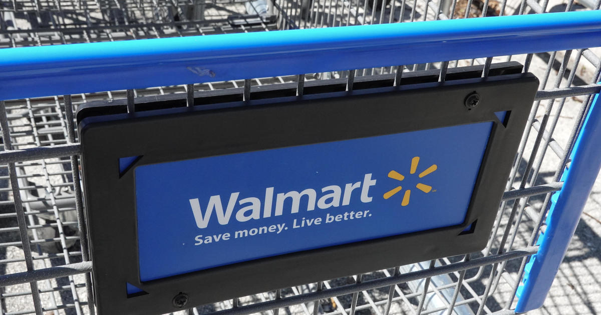 يقول جون فورنر، الرئيس التنفيذي لشركة Walmart الأمريكية، إن التغييرات في سياسة DEI "ستضمن شعور كل عميل بالترحيب".