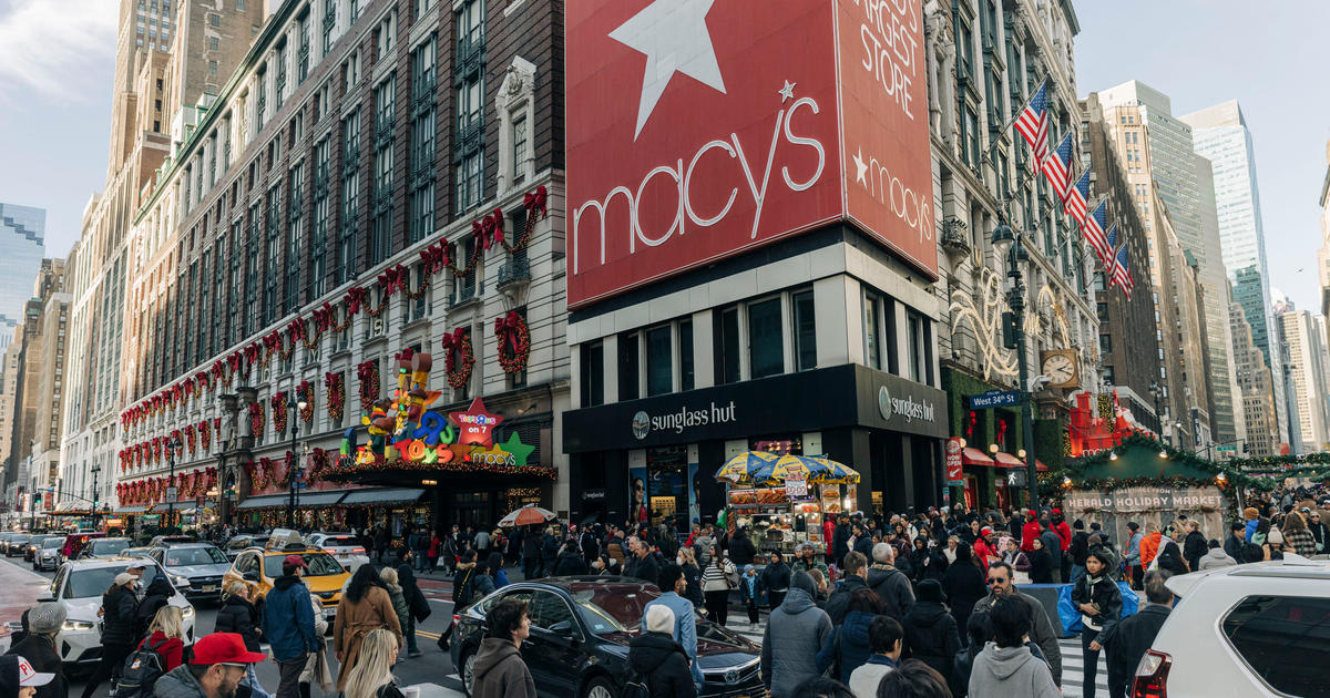 تضيف شركة Macy's إلى قائمة المتاجر التي تم إغلاقها، وتقول إنها ستغلق 65 هذا العام