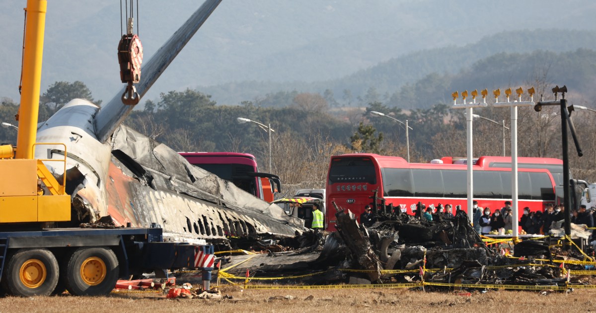 كوريا الجنوبية تقول إن البيانات الأولية تم استخراجها من مسجل قمرة القيادة لشركة Jeju Air | أخبار الطيران