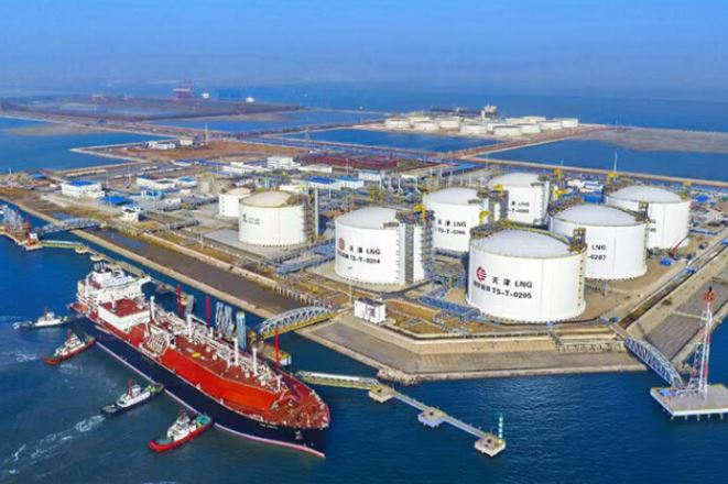 مَن الخاسر الأكبر اقتصادياً بعد 45 يوماً من الحرب الإقليمية؟