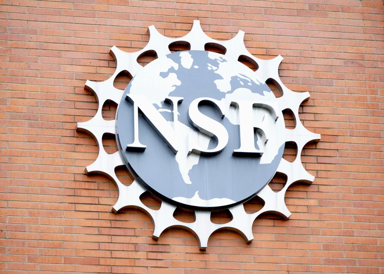 المجلس الاستشاري العلمي بالكامل لـ NSF الذي أطلقته إدارة ترامب