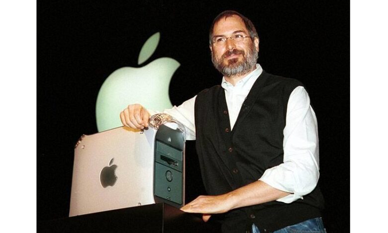 «أبل» أمام تحدي الذكاء الاصطناعي في الذكرى الخمسين لتأسيسها