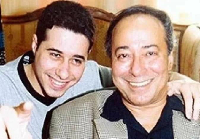 إرث لا يُنسى.. أحمد السعدني يستعيد مسيرة والده بعد عامين على غيابه - أخبار السعودية