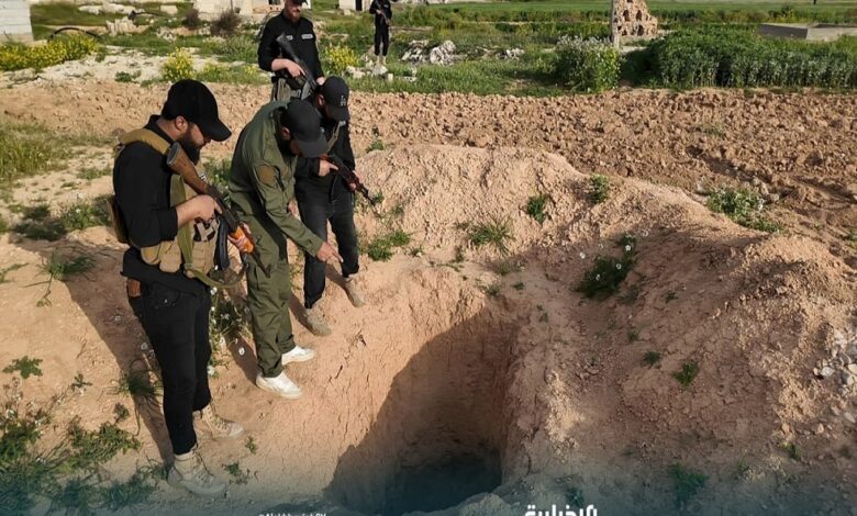 اكتشاف نفق للتهريب بين سوريا ولبنان وضبط أسلحة في ريف حمص (فيديو)